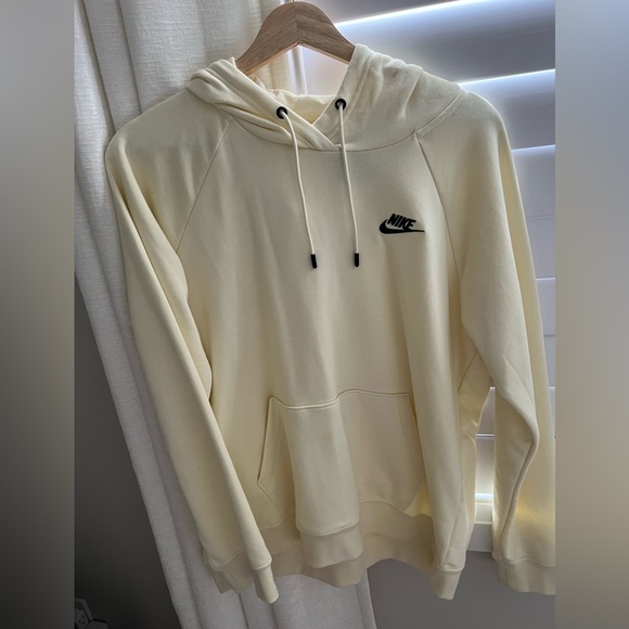 Nike Sportswear Hoodie in Yellow/Cream Size Large - Picture 1 of 2